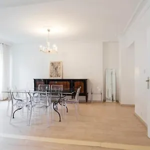 Apartment Big White Nice