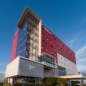Hotel Ramada Encore By Wyndham Queretaro El Salitre